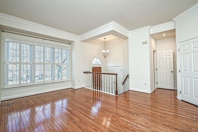 Building Photo - 2143 Wolftrap Ct