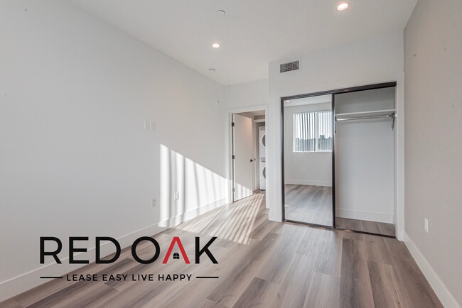 Building Photo - Breathtaking, Newly Built Two Bedroom Feat...