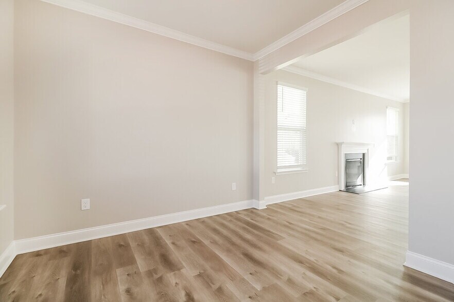 Building Photo - 454 Outwater Ridge Dr