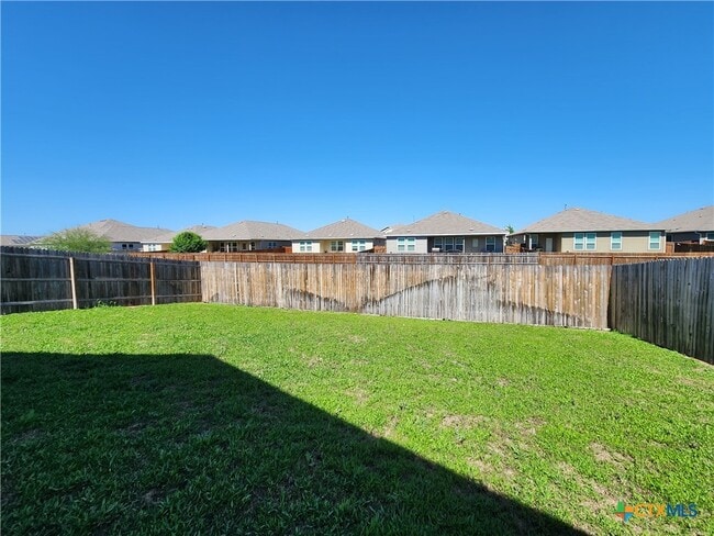 Building Photo - 522 Blue Stem Rd