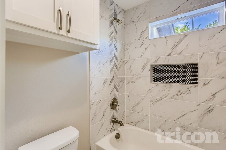 Building Photo - 1723 Shaw St