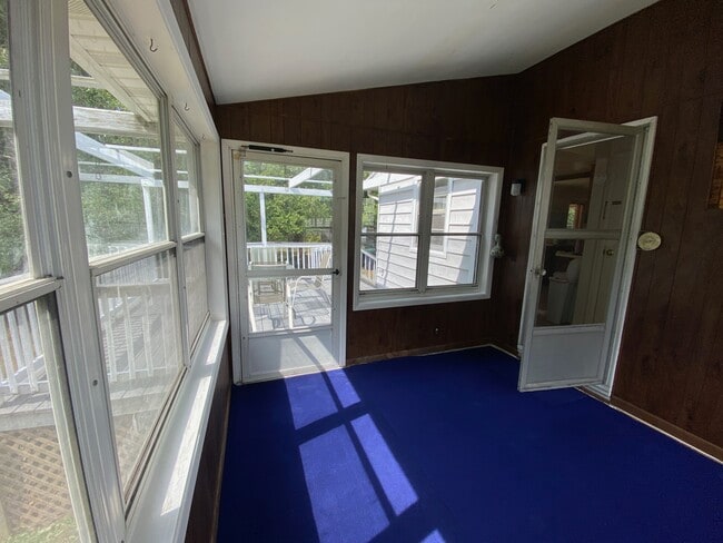 Sunroom - 1694 E River Rd