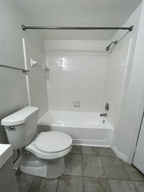Building Photo - 2206 Antigua Pl