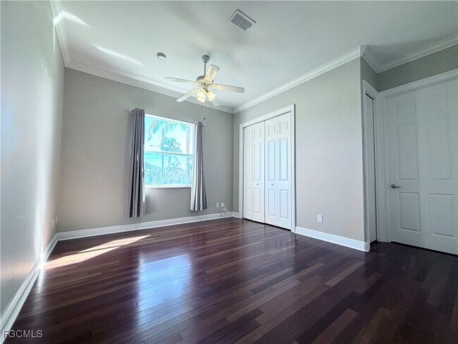 Building Photo - 2938 SW 40th St