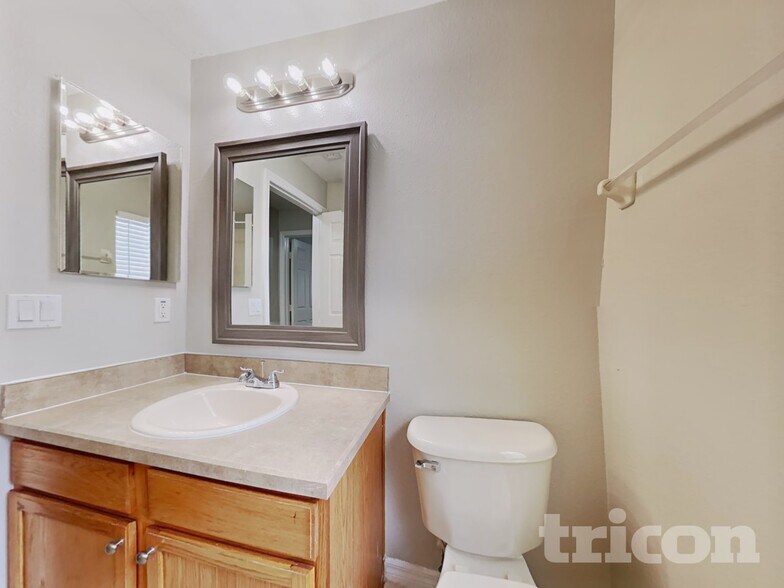 Building Photo - 3091 Verbena Dr