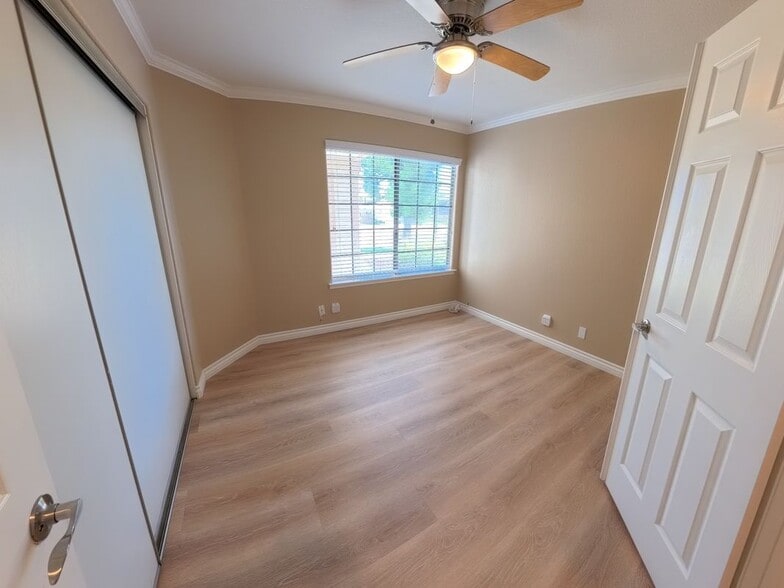 Building Photo - 30288 Mersey Ct