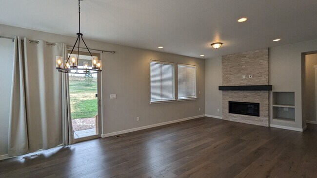 Building Photo - BEAUTIFUL NORTHGATE RANCH HOME WITH FINISH...