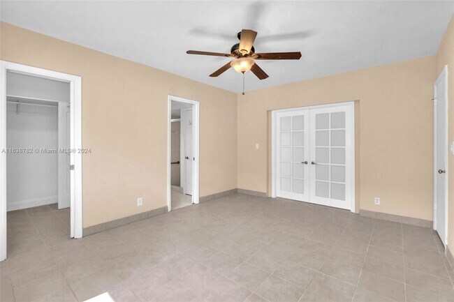 Building Photo - 13340 NW 8th Ct