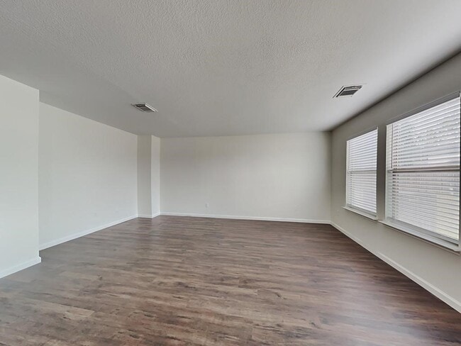 Building Photo - 4006 Carmel Ridge Way