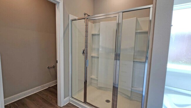 Building Photo - 10532 S Redland St