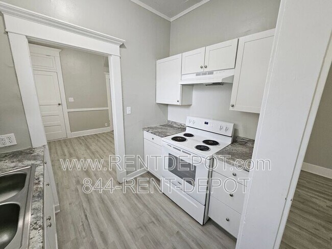 Building Photo - 804 Bayard Park Dr