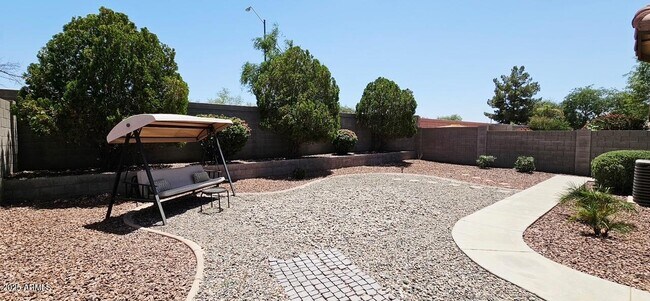 Building Photo - 20941 N 84th Dr