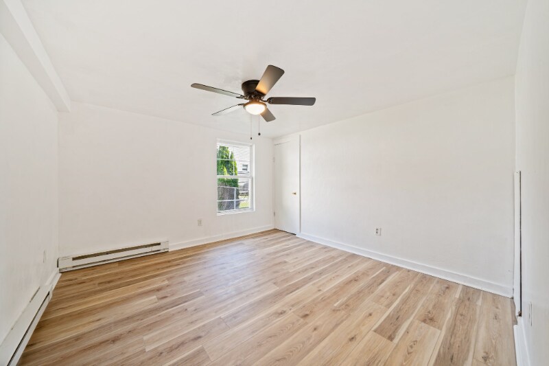 Building Photo - 206 Youghiogheny St