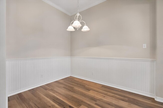 Building Photo - 2313 Ragland Rd