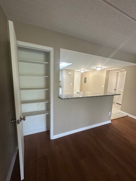 Building Photo - 1000 Tarpon Woods Blvd
