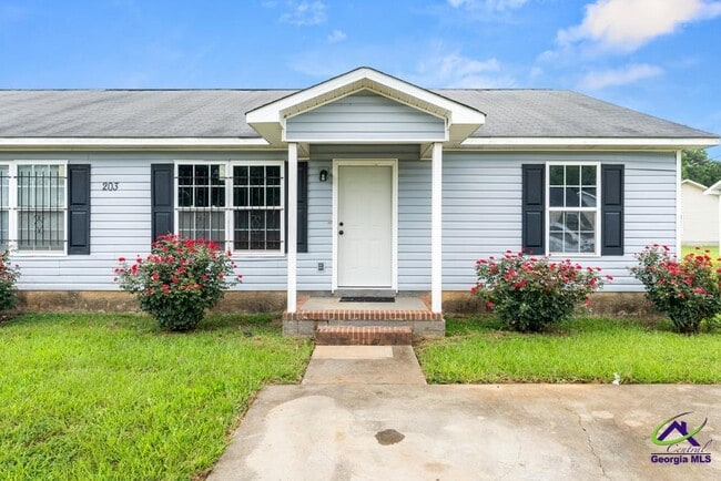 Building Photo - 203 Brooks Blvd