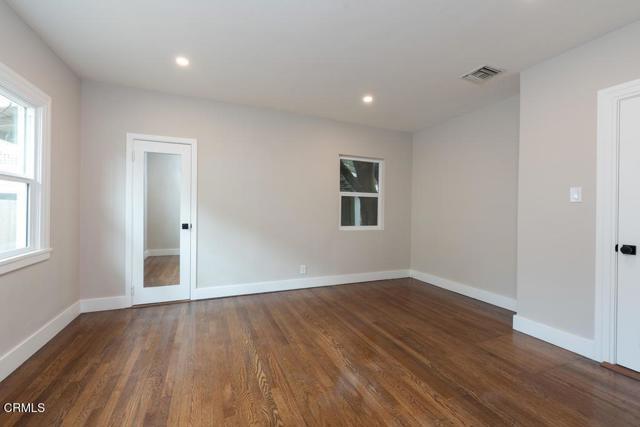 Building Photo - 1208 Lyndon St