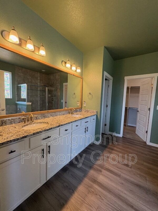 Building Photo - 14632 Longhorn Dr
