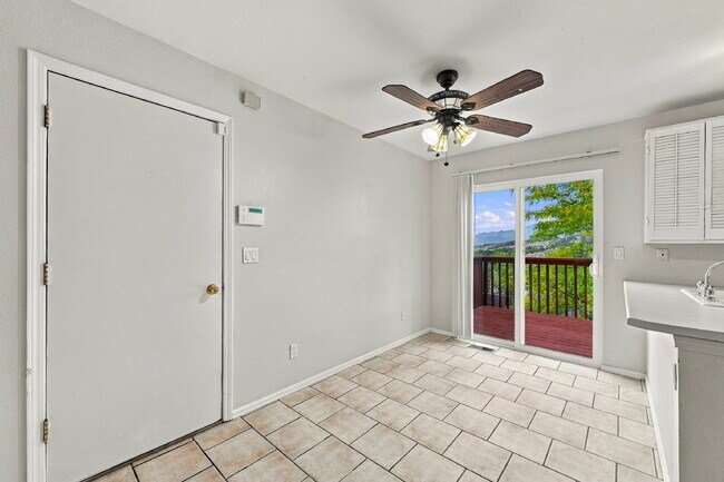 Building Photo - 1949 Bristlecone Dr