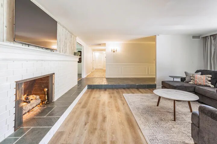 Building Photo - 17133 Adlon Rd