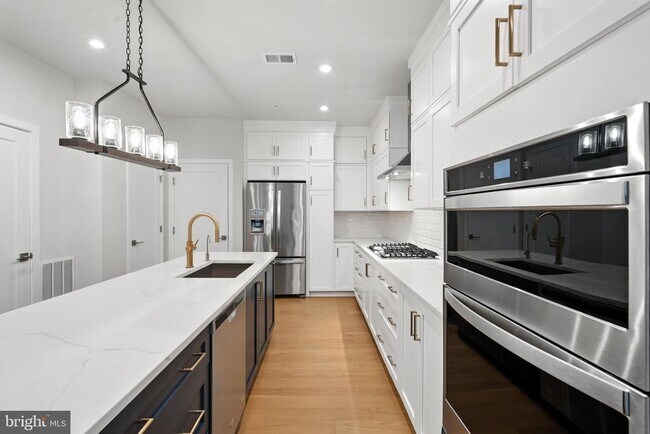 Building Photo - 7548 Sawyer Farm Wy