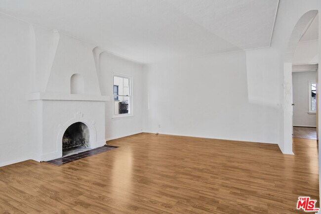 Building Photo - 6087 Horner St