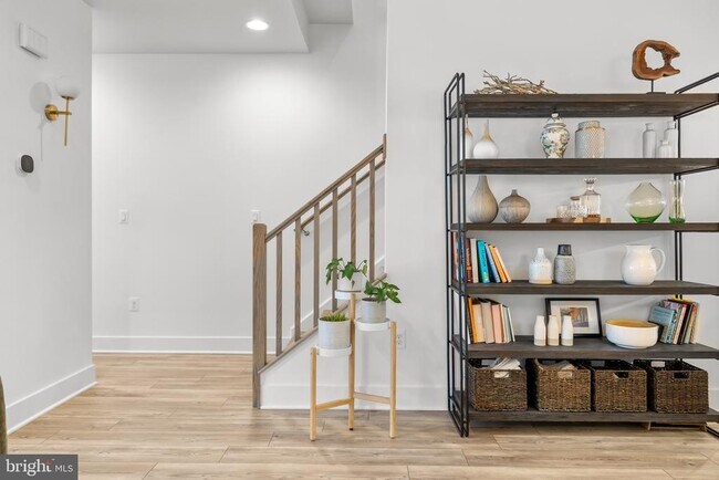 Building Photo - 42338 Nelsonville Ter