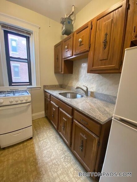 Building Photo - 17-19 Washington St.