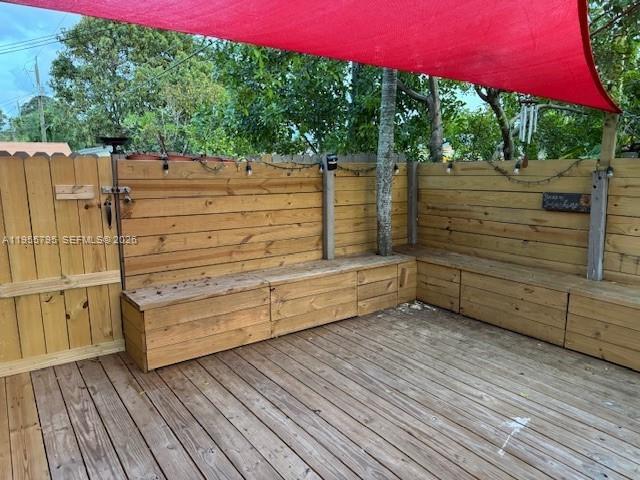 Building Photo - 2452 Taylor St