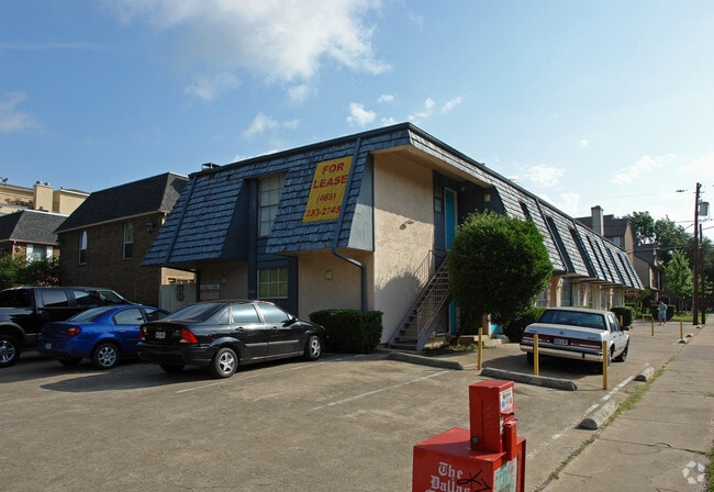 Building Photo - Bowser Apartments