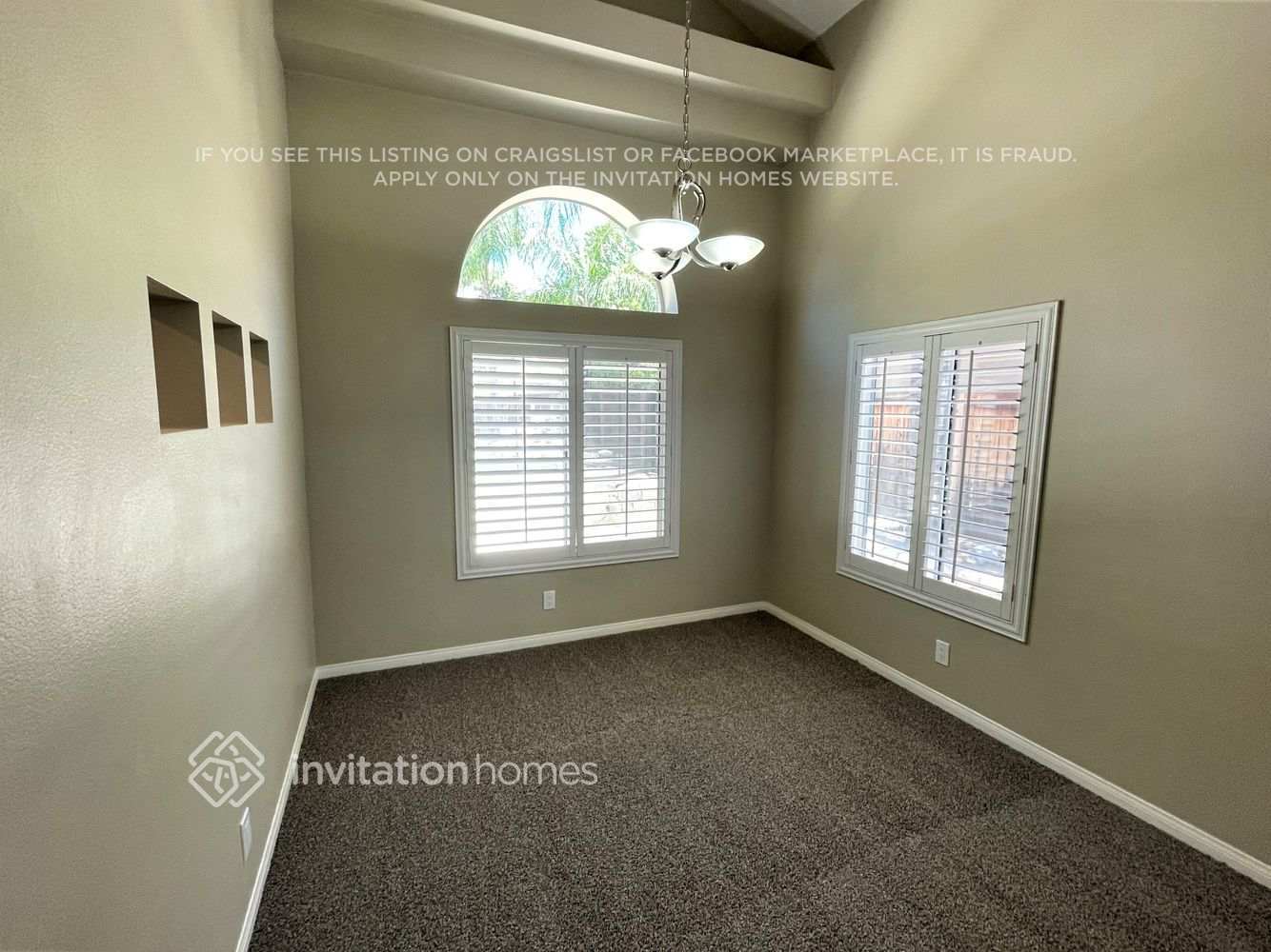 Building Photo - 39907 Wild Canary Ln