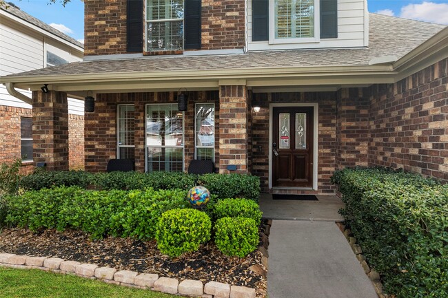 Building Photo - 22110 Field Green Dr