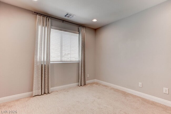 Building Photo - 8580 Luse St