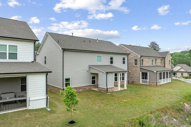 Building Photo - 4229 Brookmont Wy