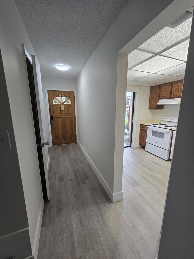 Building Photo - 7743 Balboa St