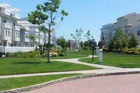 Building Photo - 6518 Seaspray Ave