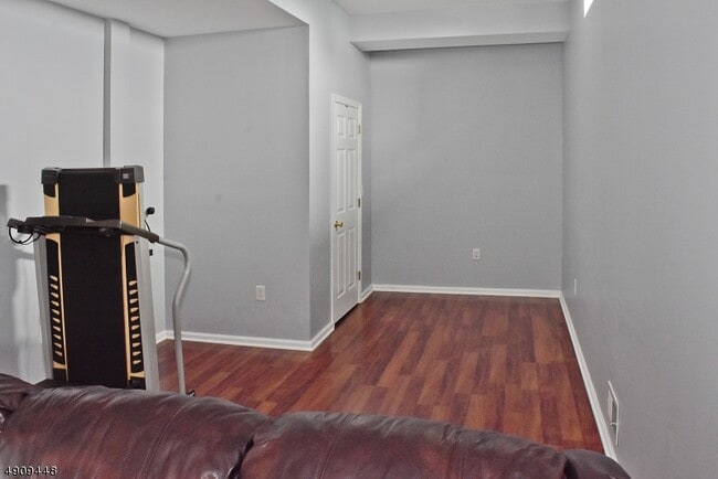 Building Photo - 156 Winding Hill Dr