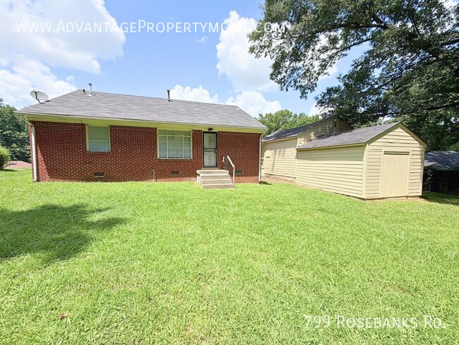 Building Photo - 799 Rosebanks Rd