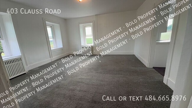 Building Photo - 403 Clauss Rd
