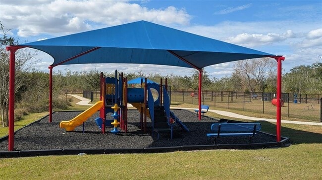 Building Photo - 5365 Maddie Dr