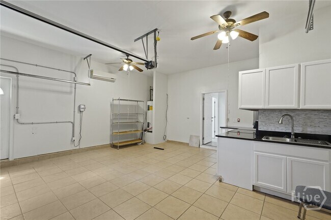 Building Photo - 243 Clearwater Cir