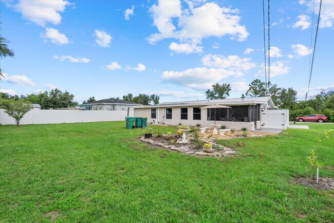 Building Photo - 3-Bedroom Punta Gorda Retreat with Marble Finishes & Stylish Furnishings!"