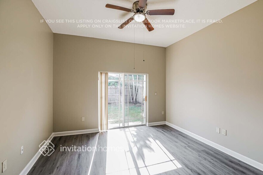 Building Photo - 14146 SW 160th Ct