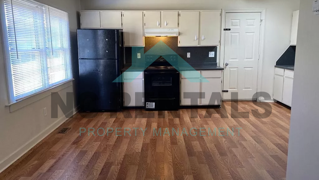 Building Photo - COMING SOON! Cozy 2-Bedroom Rental in High...