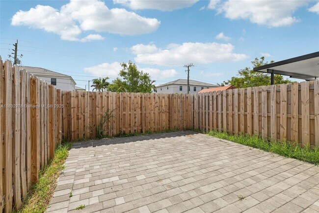Building Photo - 28625 SW 132nd Ct