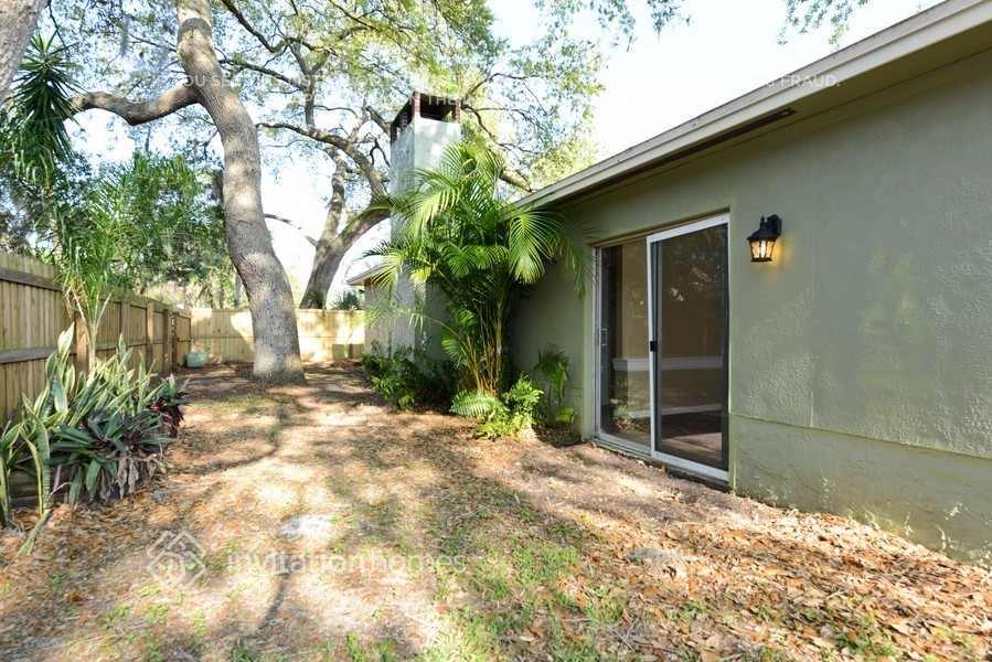 Building Photo - 2806 Witley Ave