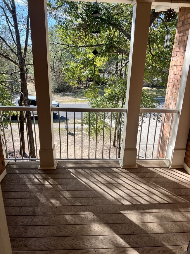 Building Photo - 6005 Fiori Dr