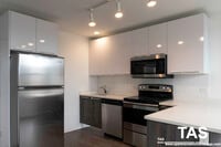 Building Photo - 940 W Winona St