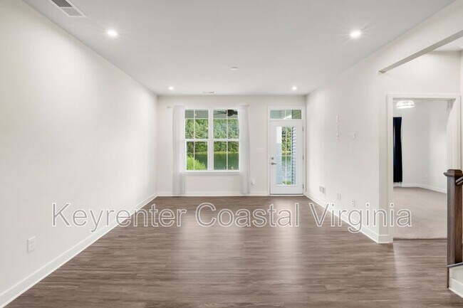 Building Photo - 153 Kenny Ln