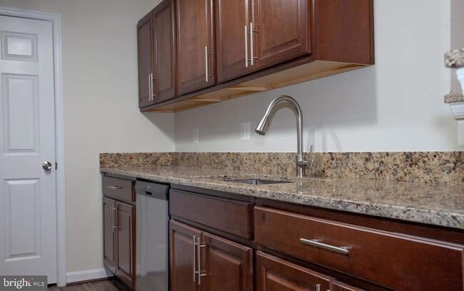 Building Photo - 8986 Harrover Pl